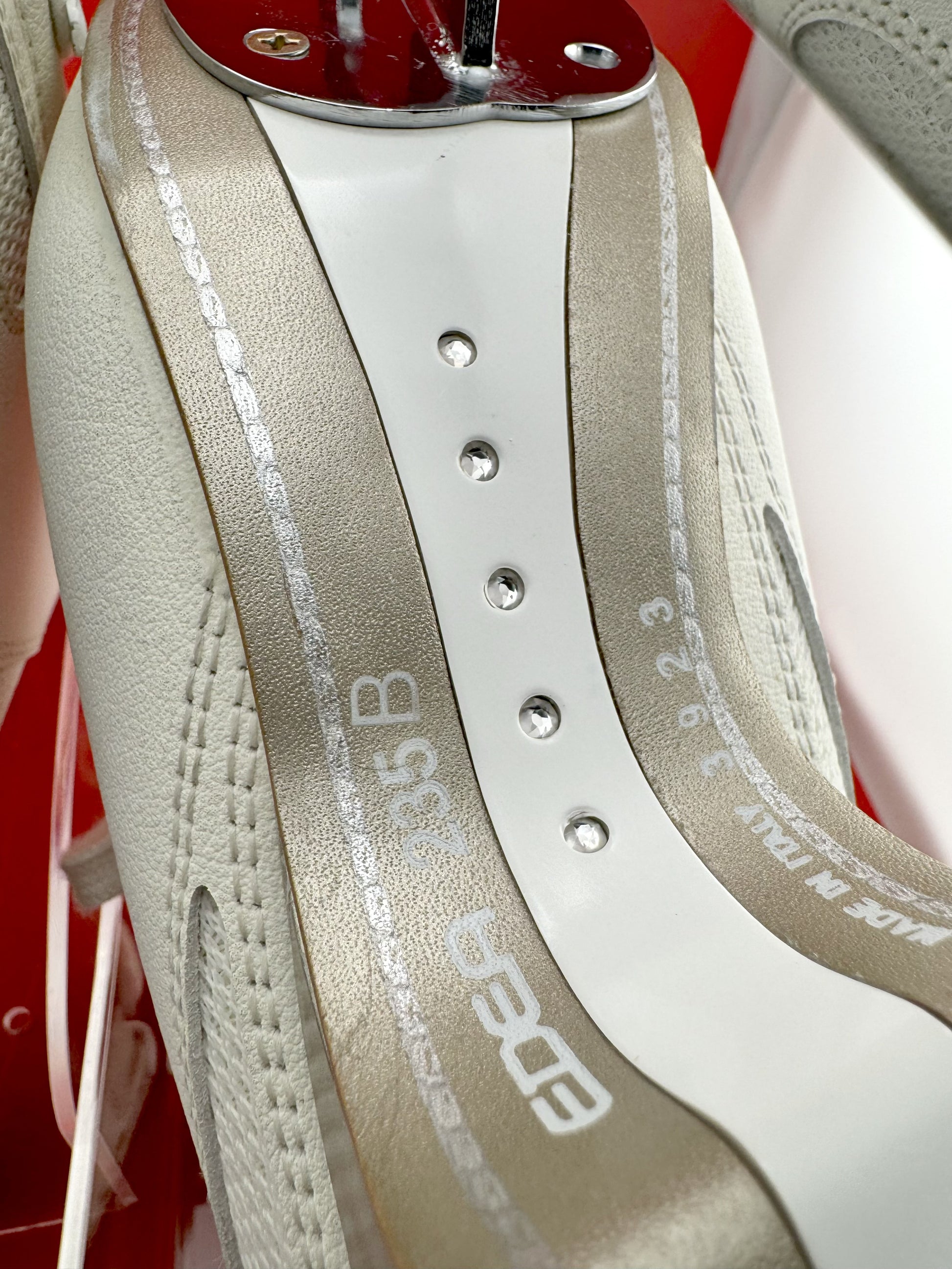Quality Gently Used Figure Skates