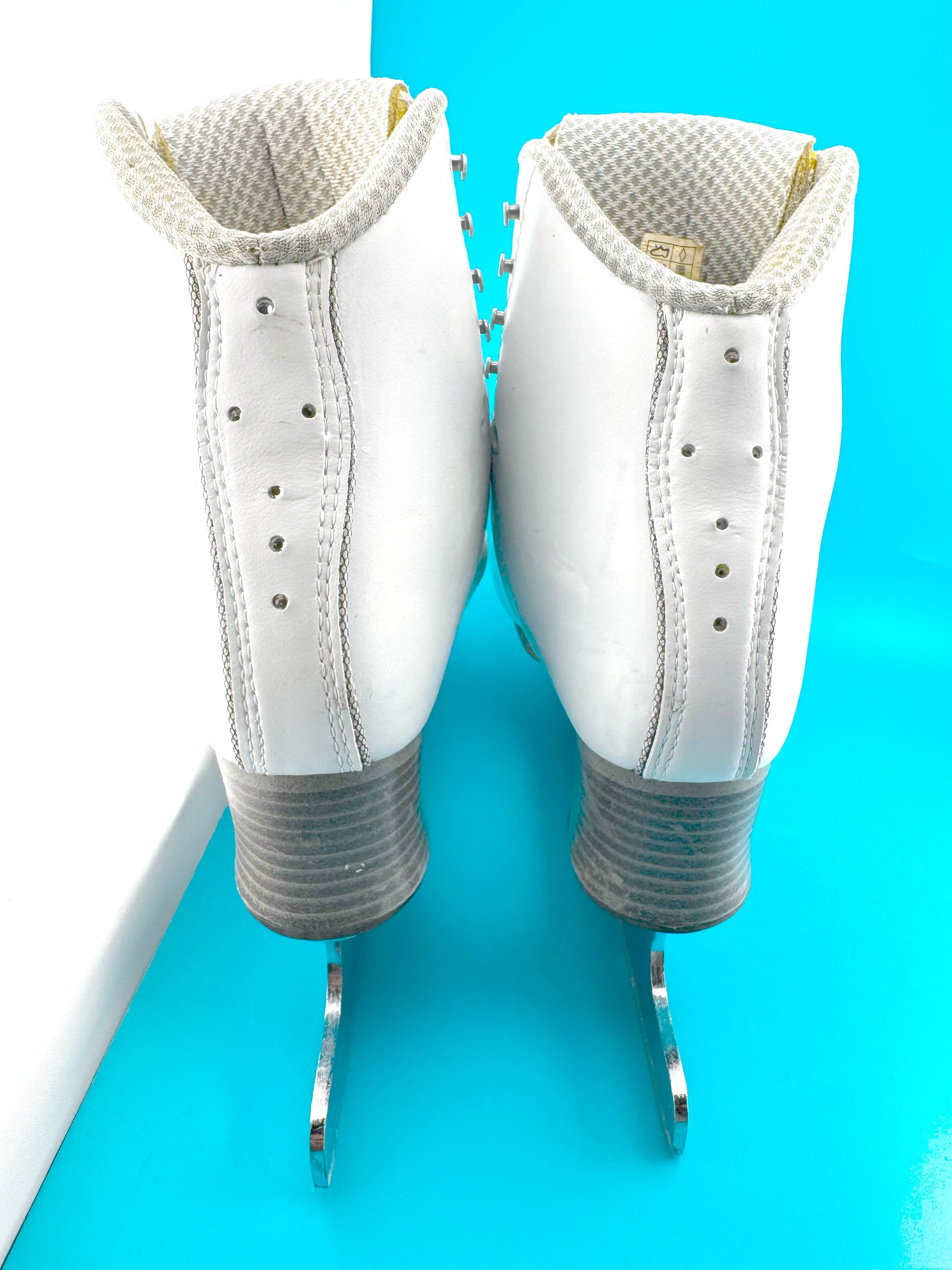 Quality Gently Used Figure Skates