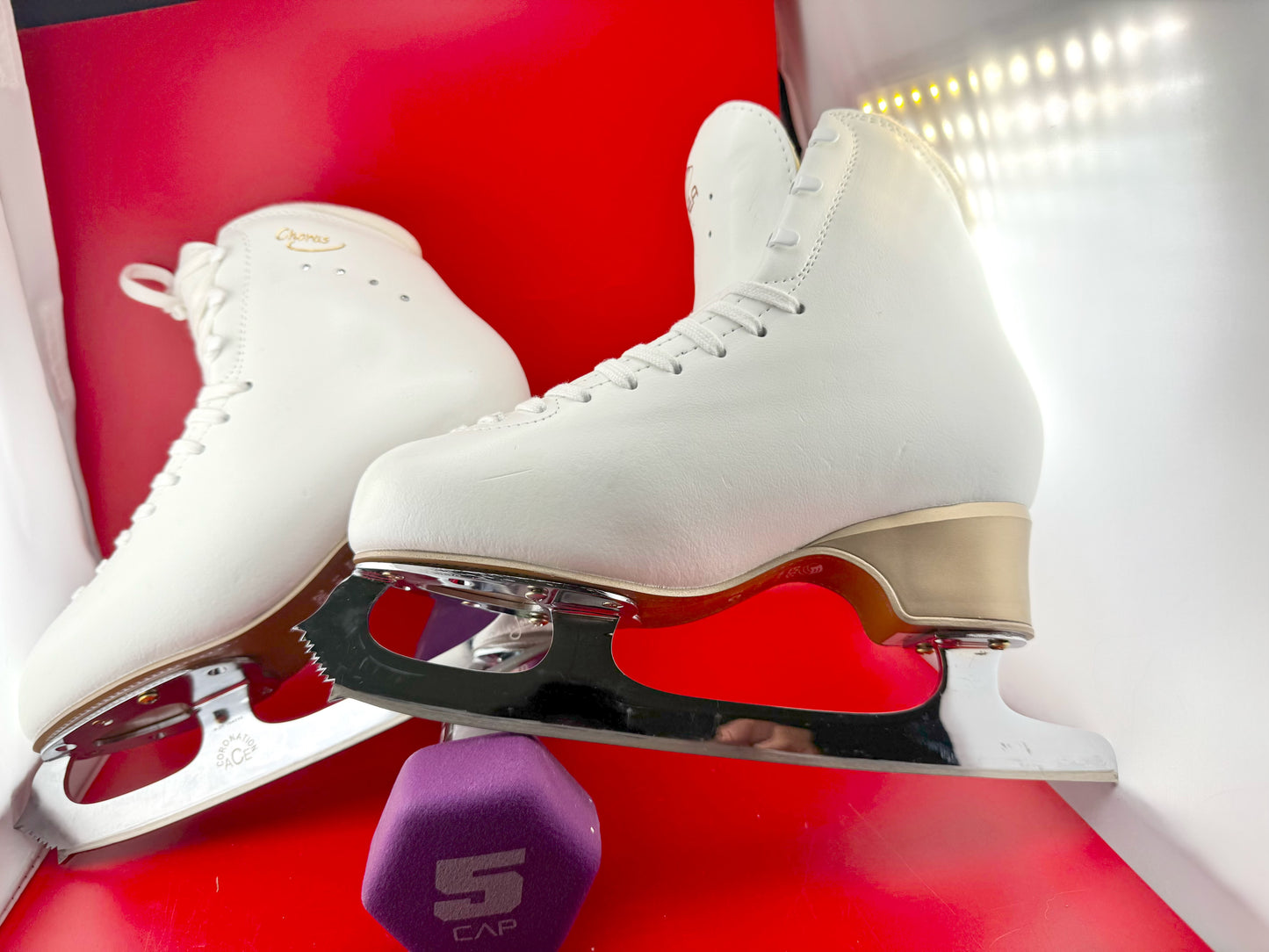 Edea Chorus 245 C and Coronation Blades size 9.25