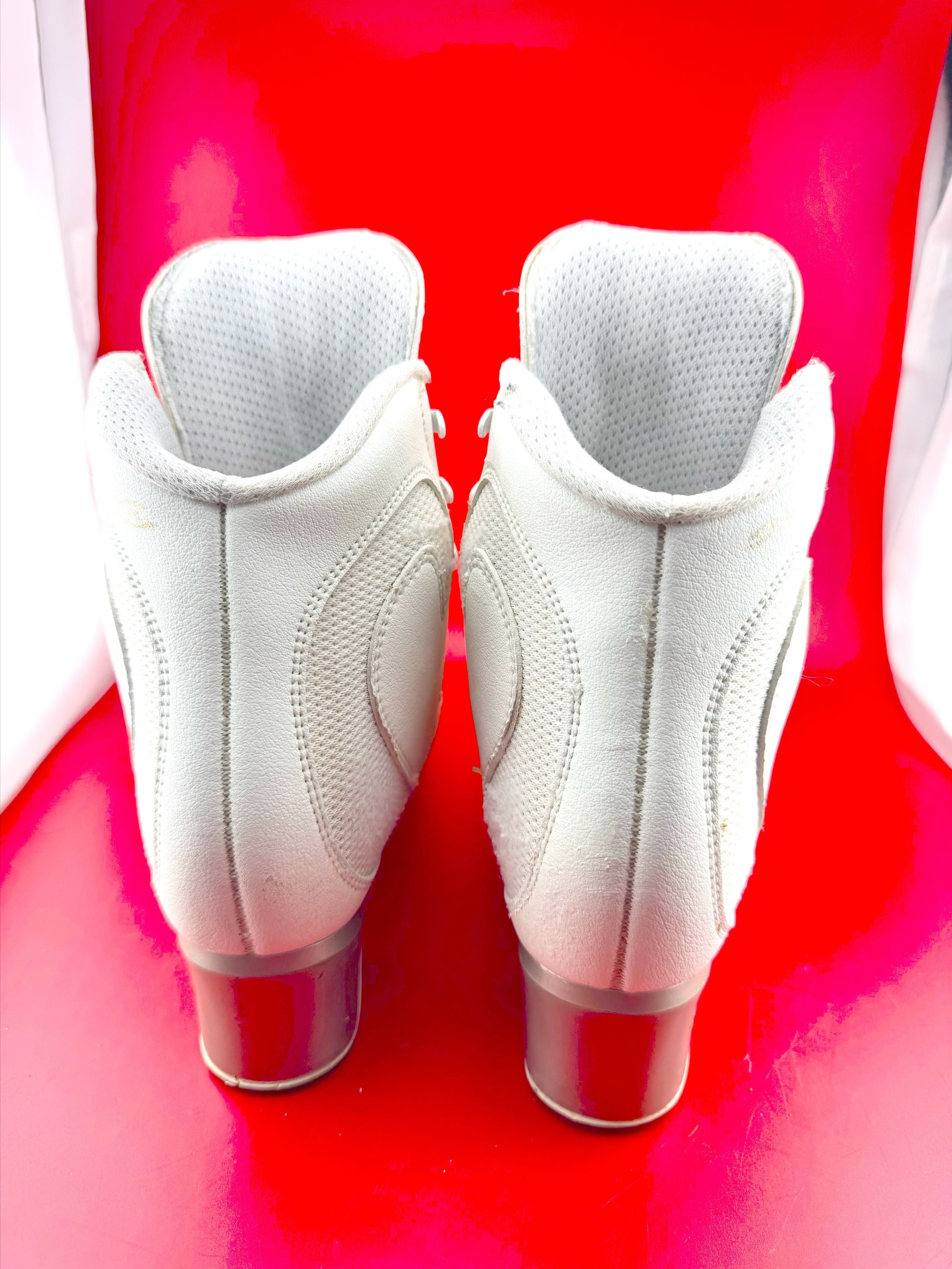 Quality Gently Used Figure Skates