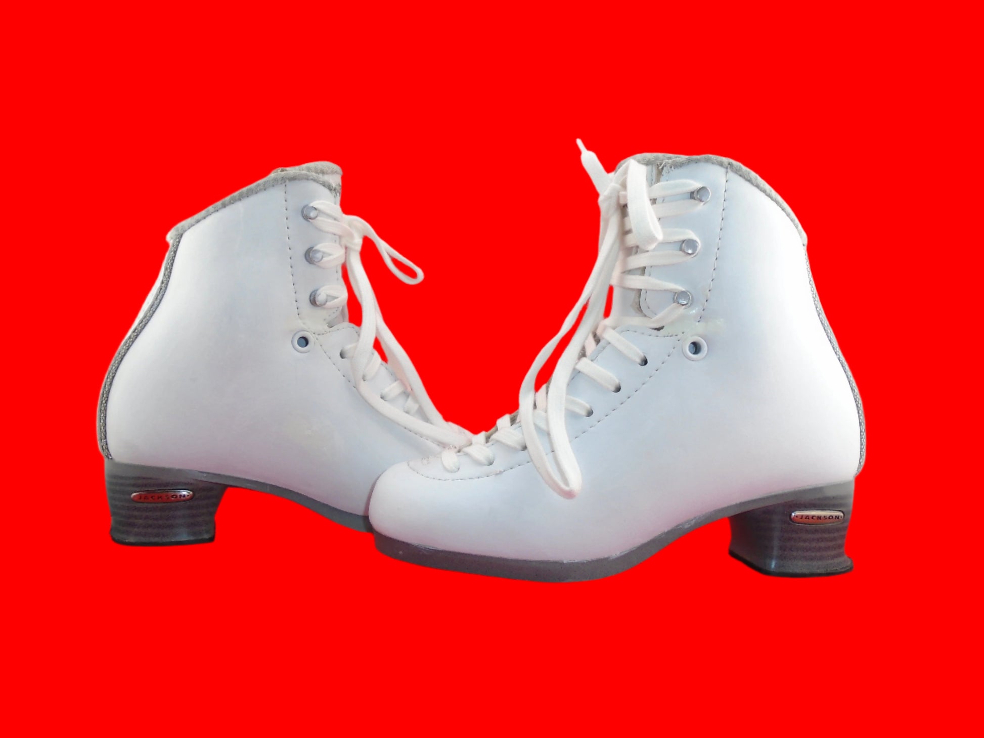 Jackson Debut 3R Size 3 Regular width | jackson-debut-3r-size-3-regular-length | Quality Gently Used Figure Skates