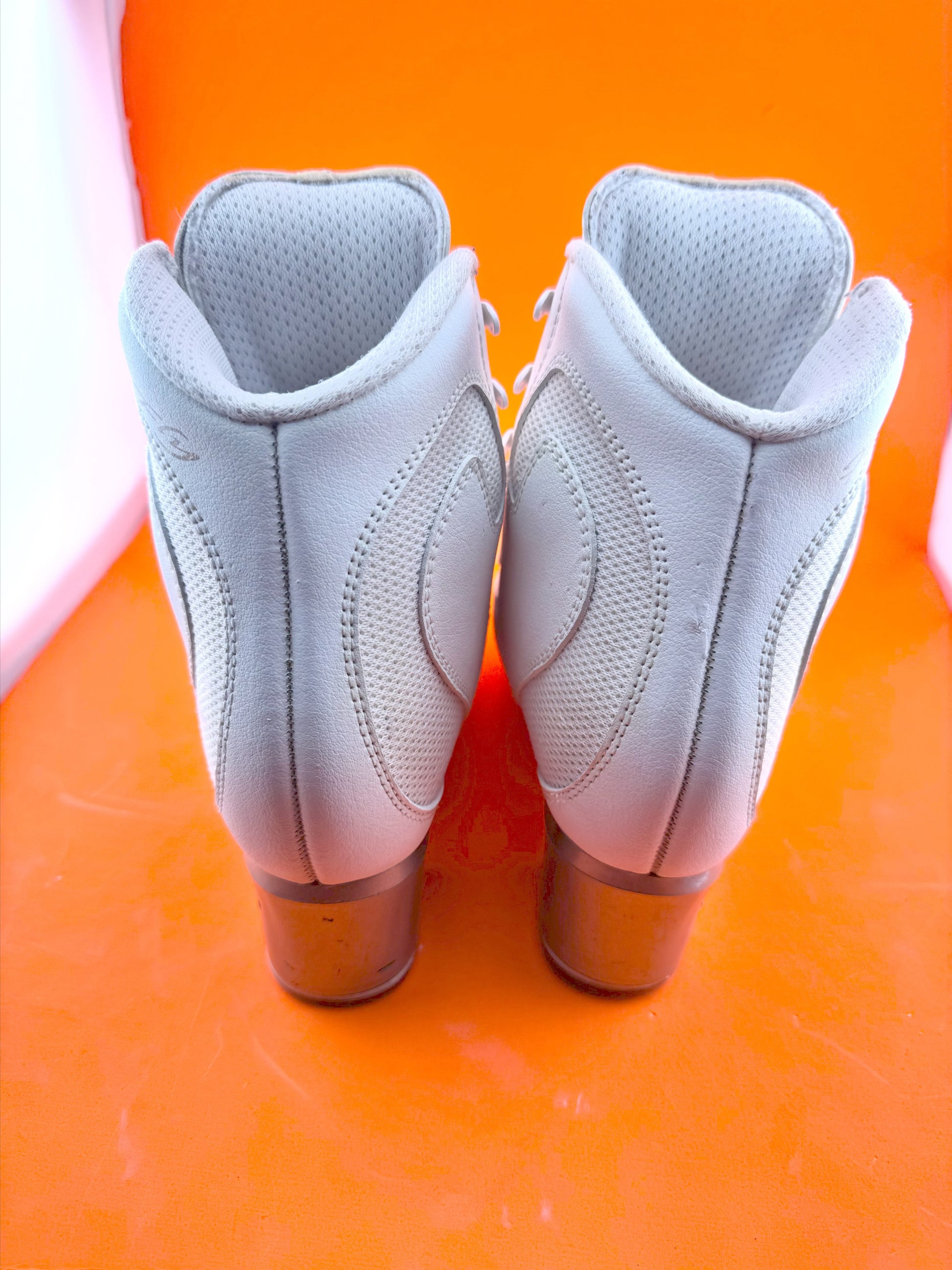 Quality Gently Used Figure Skates