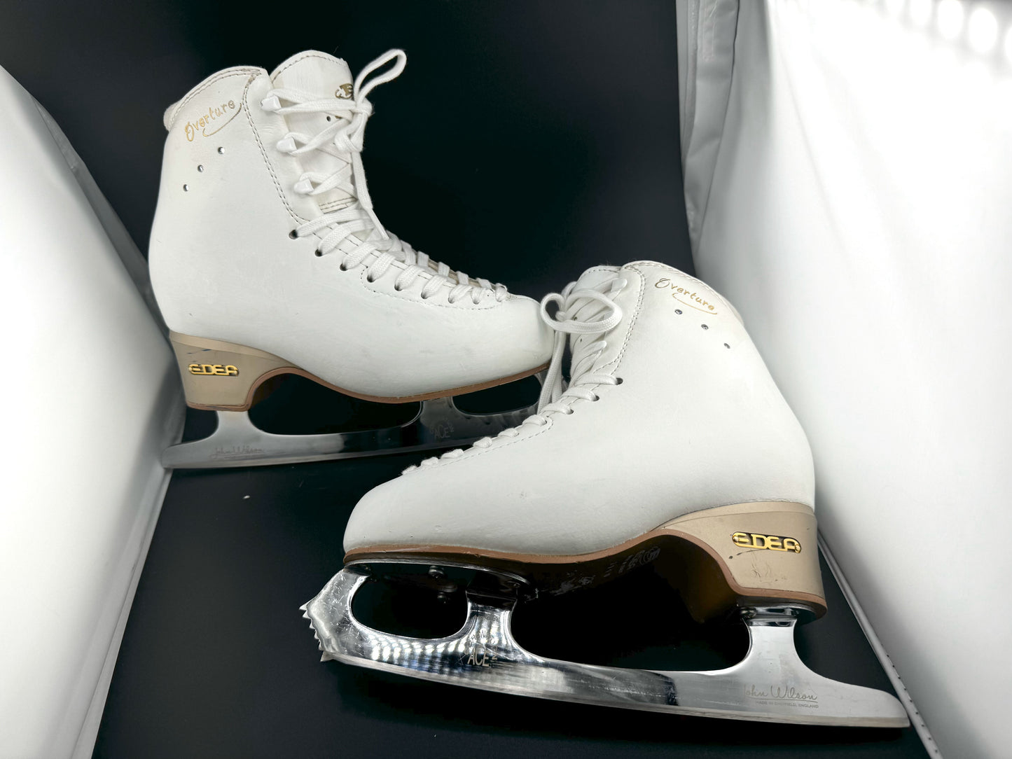 Gently Used Figure Skates Edea Overture 195C Wilson ACE Blade This Size Is Hard To Find $30 Extra | gently-used-figure-skates-edea-overture-195c-wilson-ace-blade-this-size-is-hard-to-find-30-extra | Quality Gently Used Figure Skates