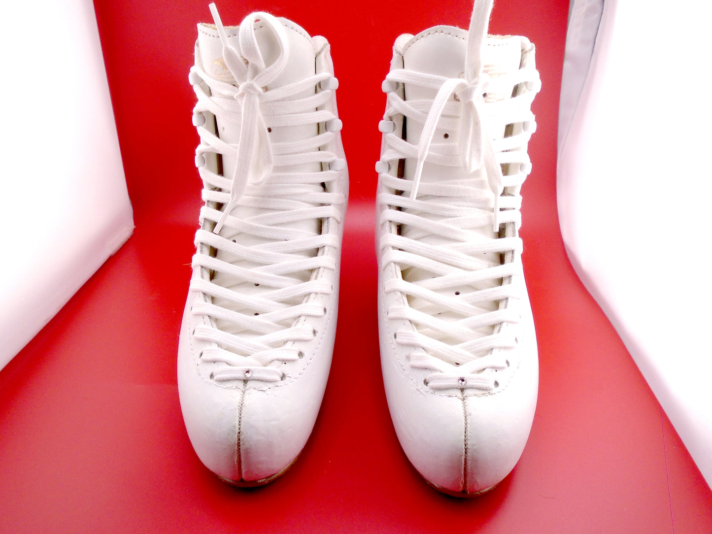 Edea Chorus Size 235 C Boots $30 extra | edea-chorus-size-235-c-boots | Quality Gently Used Figure Skates