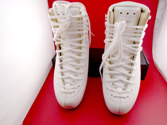 New In Box Risport Royal Prime Boot 250 Size C (Top Notch Of Risport) Wider Edea | new-in-box-risport-royal-prime-boot-250-size-c-top-notch-of-risport-wider-edea | Quality Gently Used Figure Skates