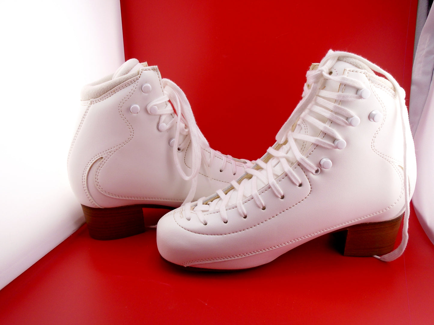 New In Box Risport Royal Prime Boot 250 Size C (Top Notch Of Risport) Wider Edea | new-in-box-risport-royal-prime-boot-250-size-c-top-notch-of-risport-wider-edea | Quality Gently Used Figure Skates