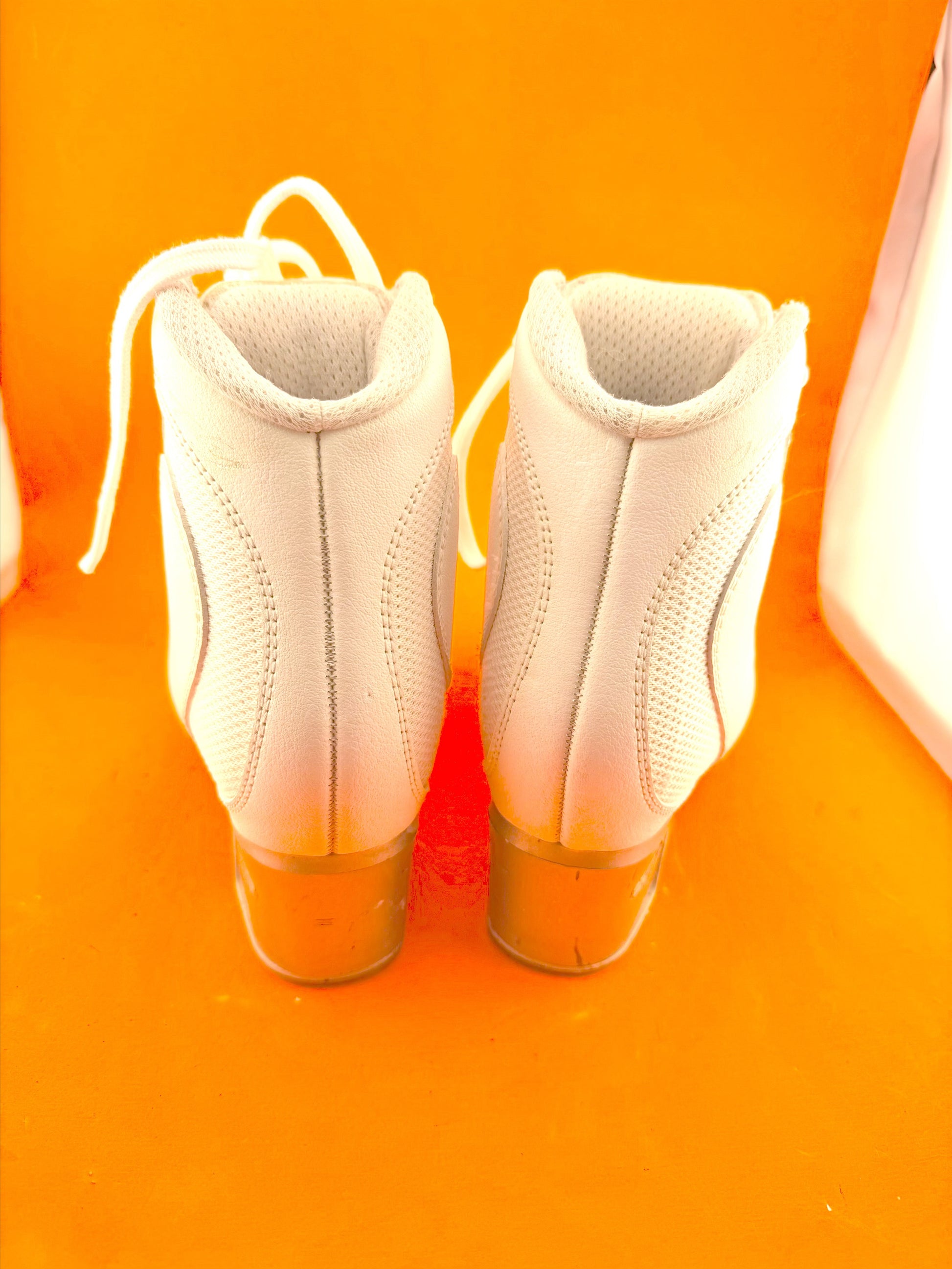 Quality Gently Used Figure Skates