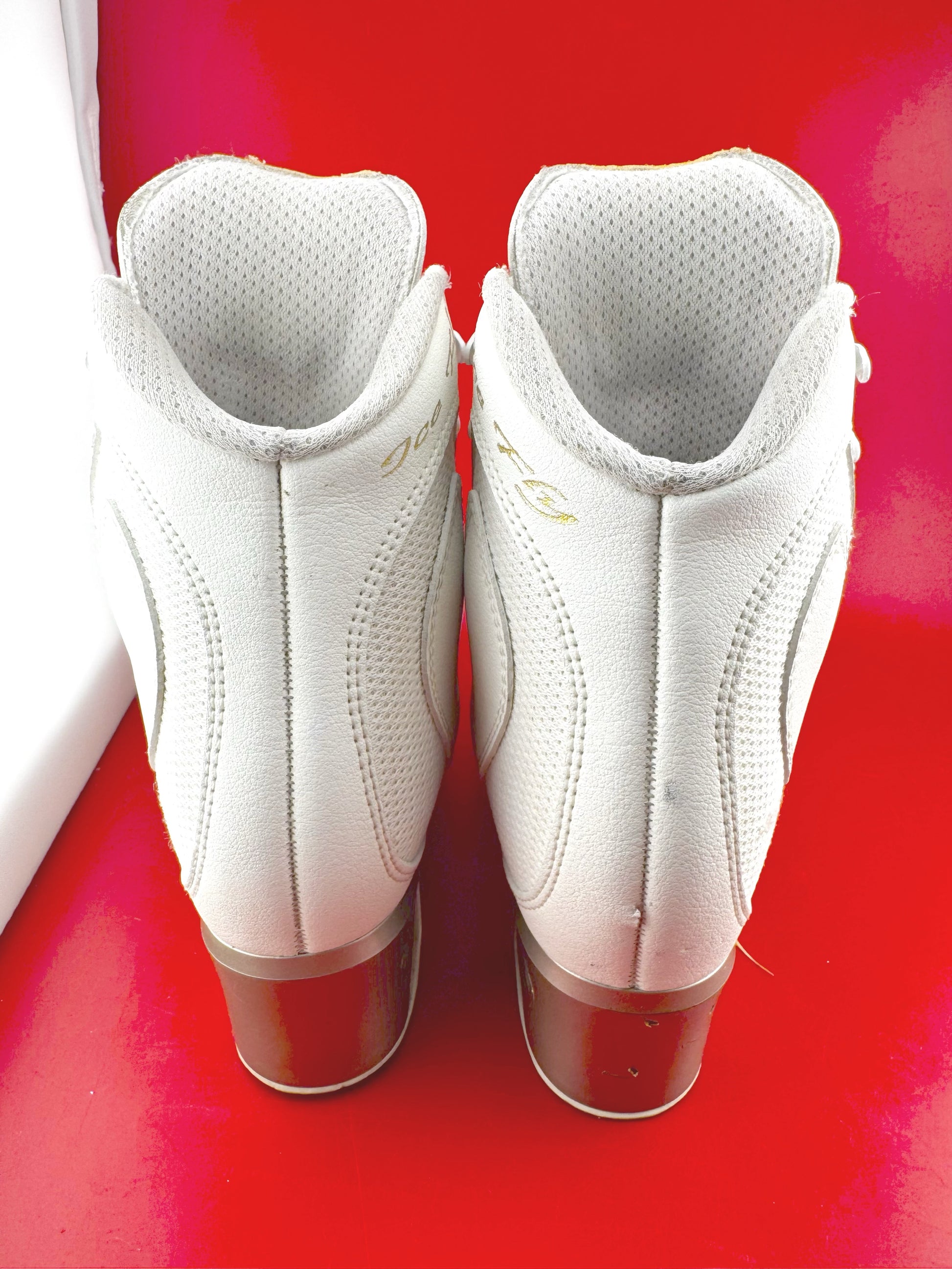 Quality Gently Used Figure Skates