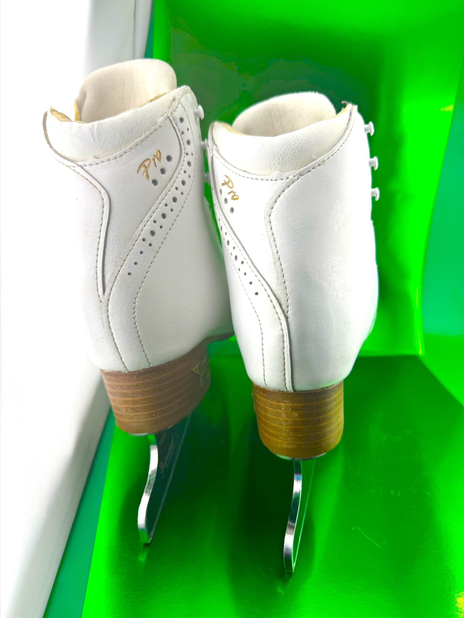 Quality Gently Used Figure Skates