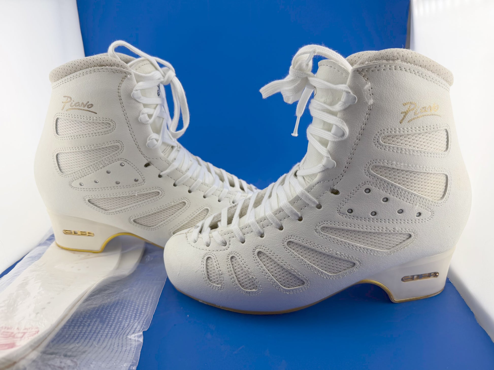 Quality Gently Used Figure Skates
