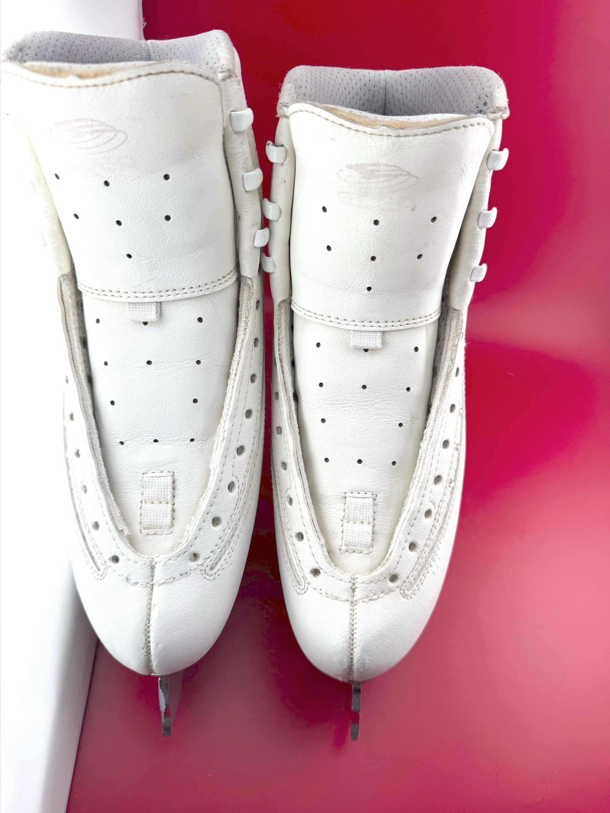Quality Gently Used Figure Skates