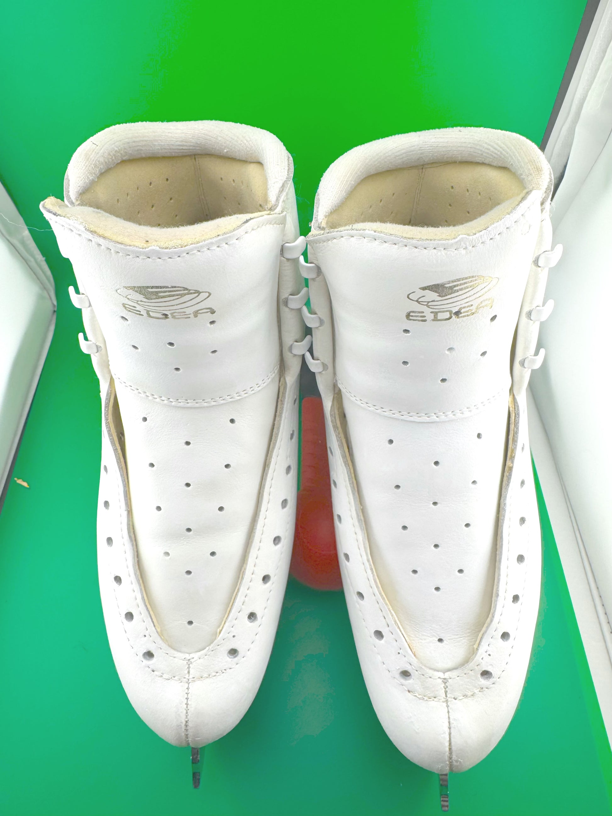 Quality Gently Used Figure Skates