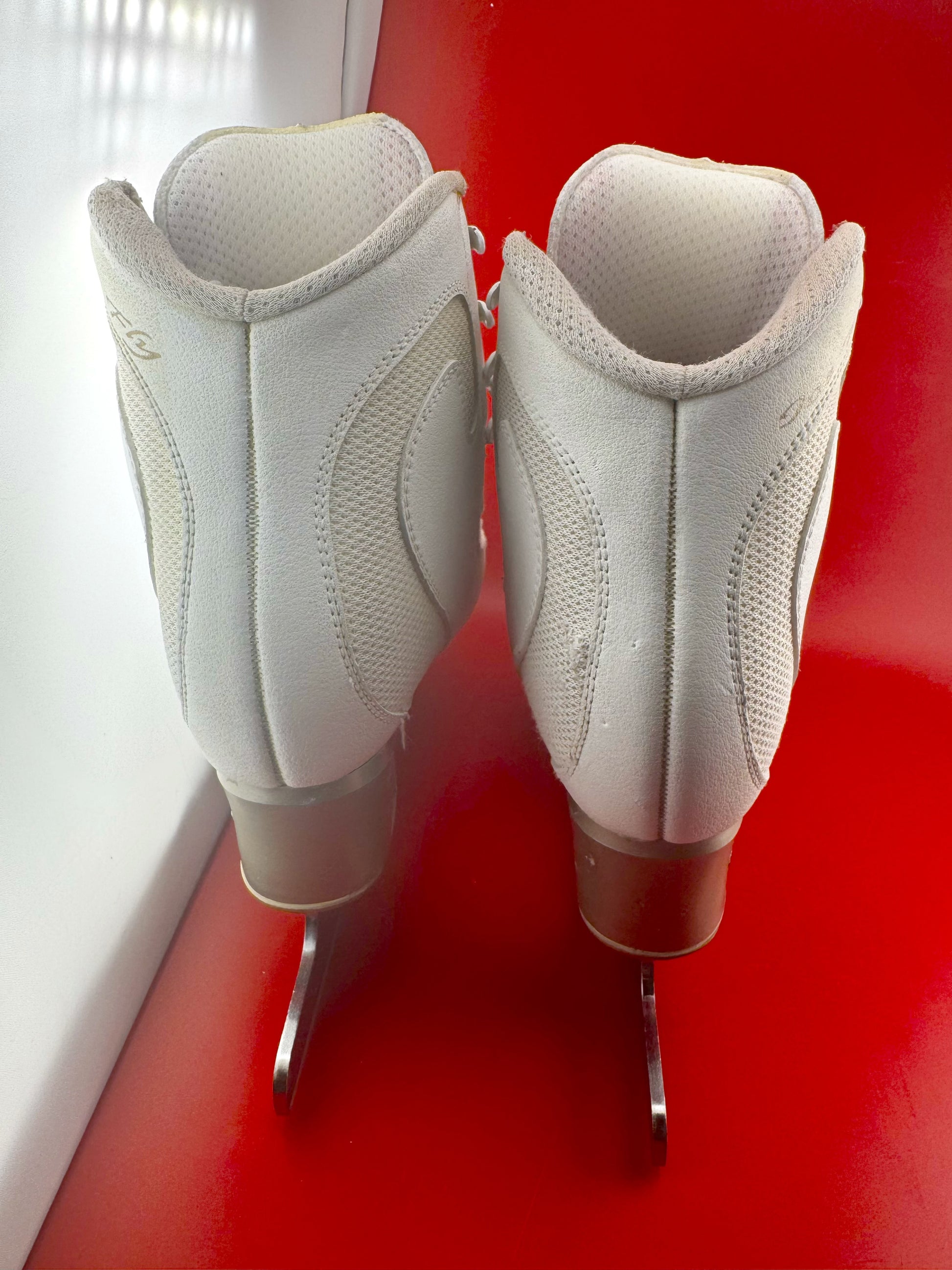 Quality Gently Used Figure Skates