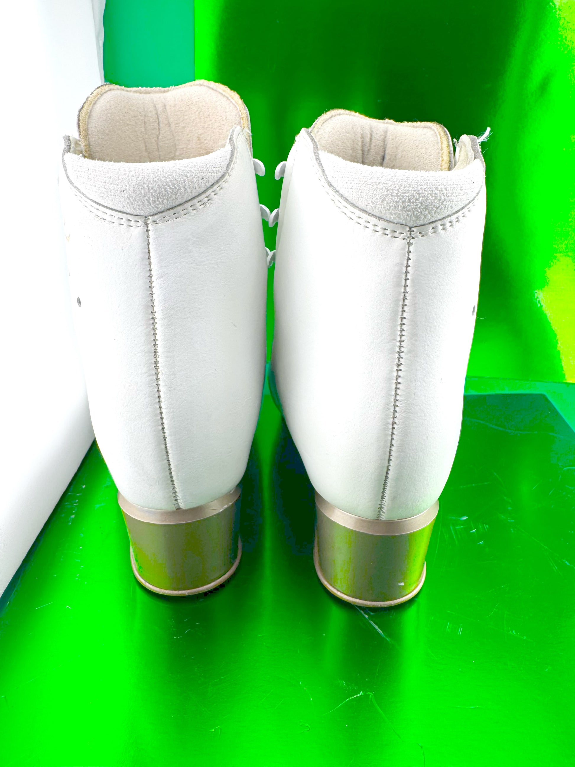 Quality Gently Used Figure Skates