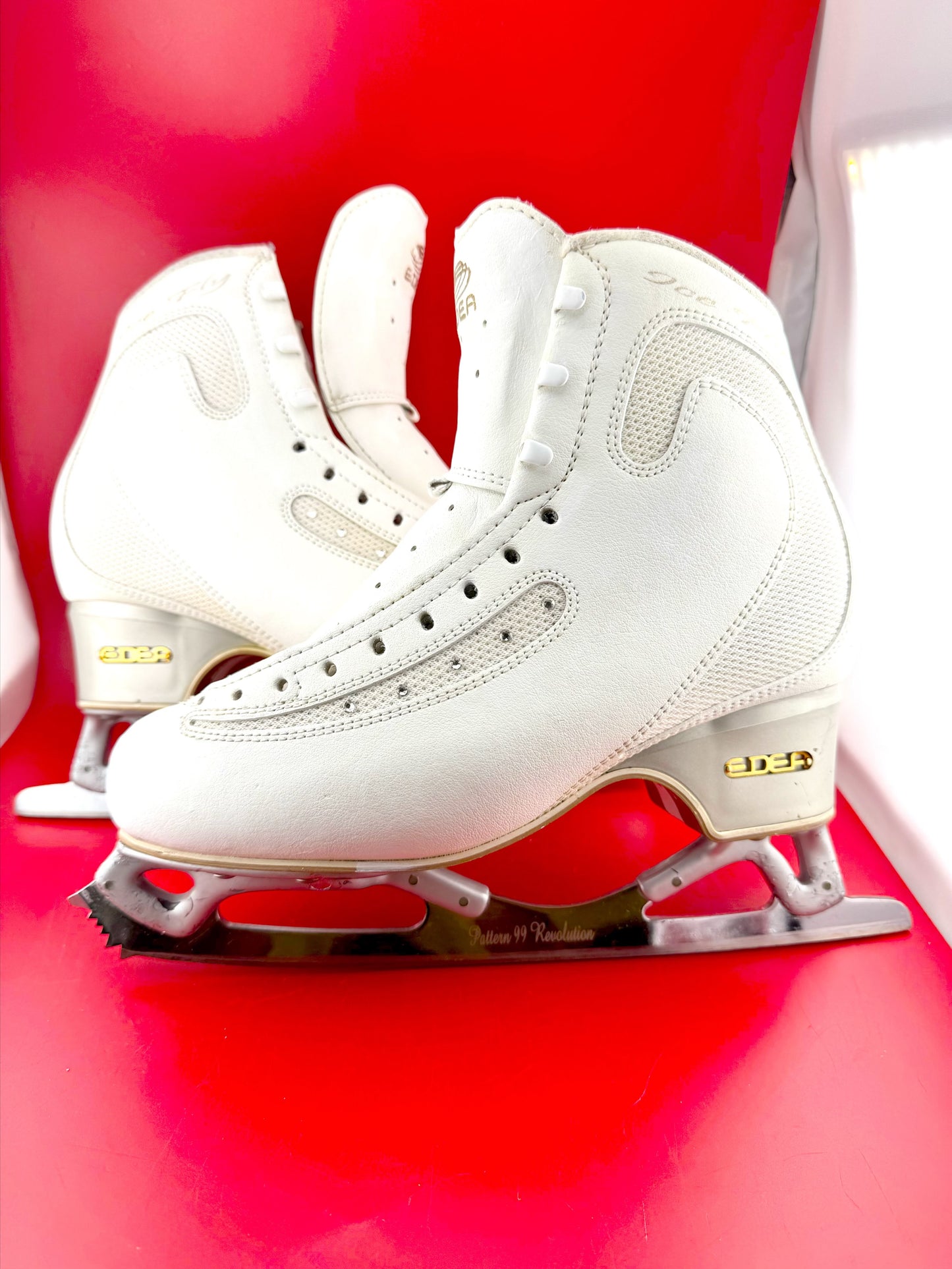 Edea Ice Fly 260 C and Pattern 99 Revolution Blades and new insole