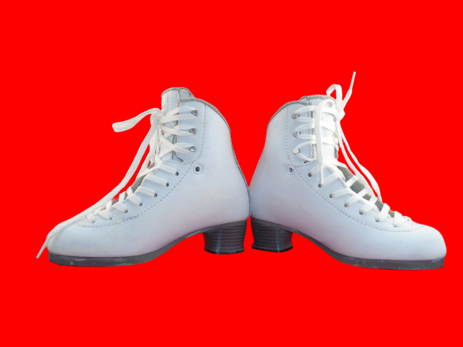 Jackson Debut 3R Size 3 Regular width | jackson-debut-3r-size-3-regular-length | Quality Gently Used Figure Skates