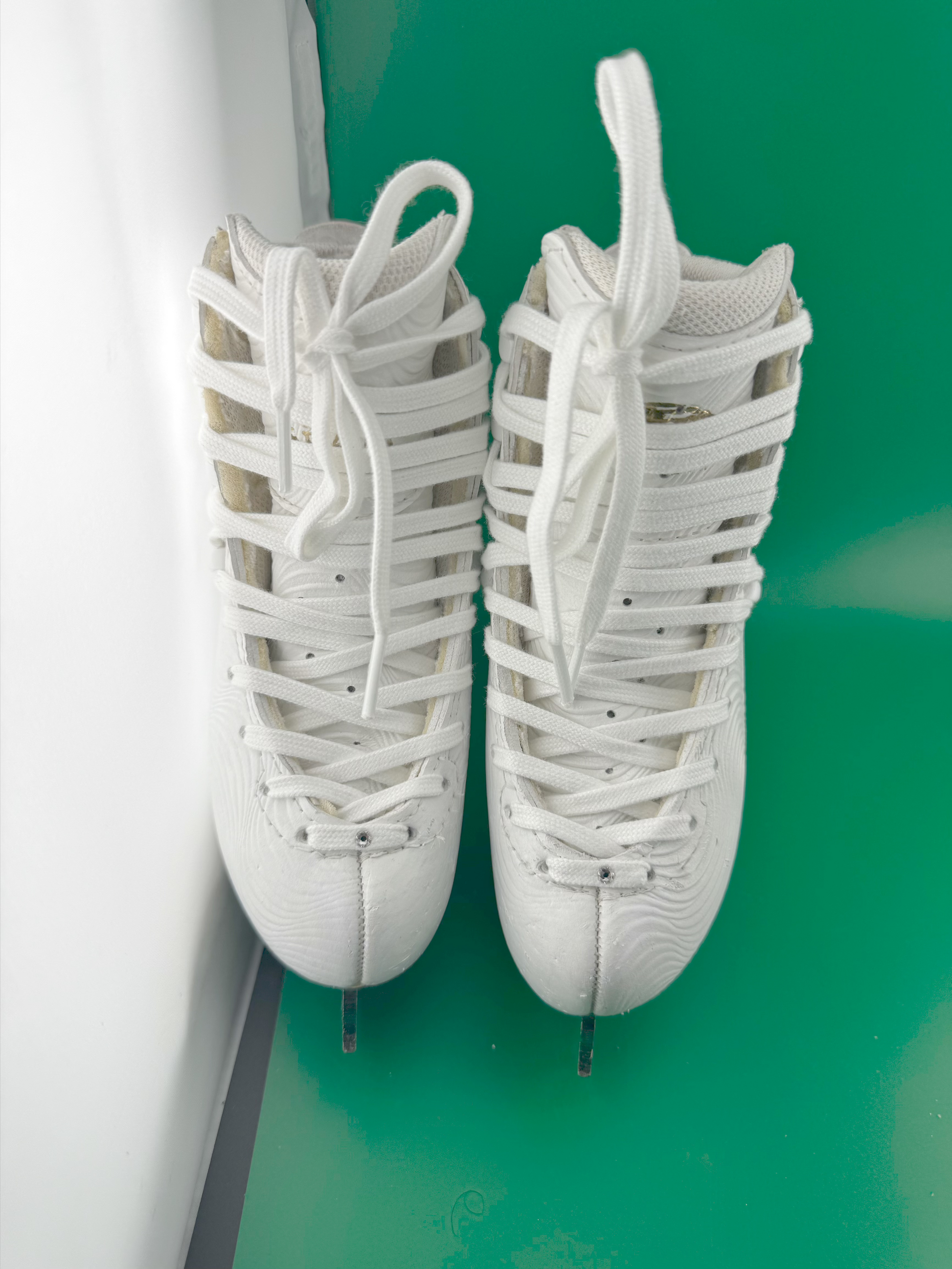Quality Gently Used Figure Skates