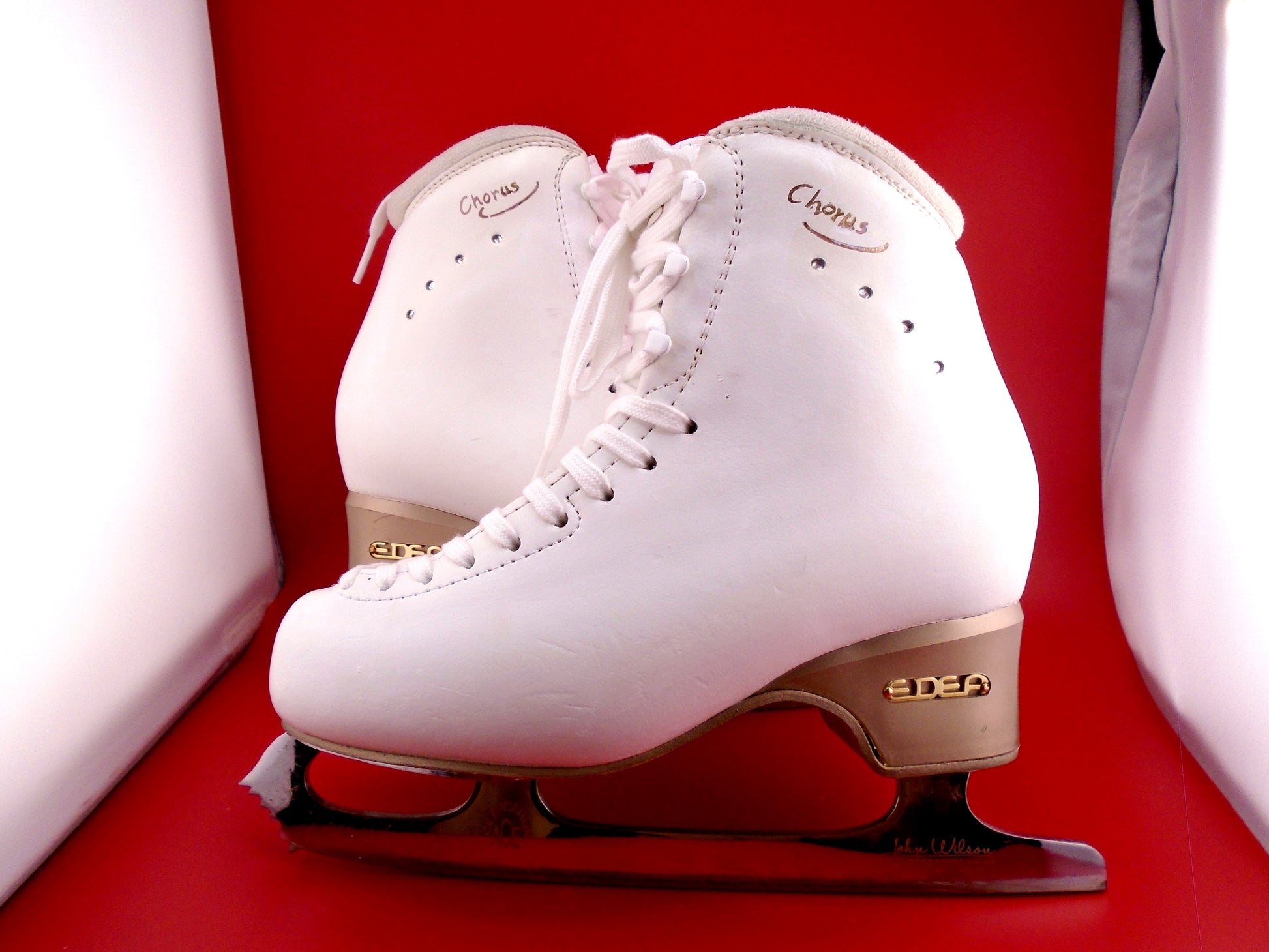 Gently Used Figure Skates Edea Chorus 235 B and Wilson ACE blades | edea-chorus-235-b-and-wilson-ace-blades | Quality Gently Used Figure Skates