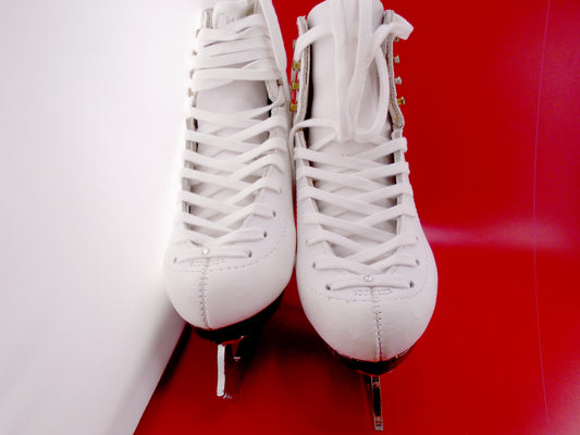 MK Professional Blade 7.75 for Jackson 1D and Edea 205 | mk-professional-blade-7-75-for-jackson-1d-and-edea-205 | Quality Gently Used Figure Skates