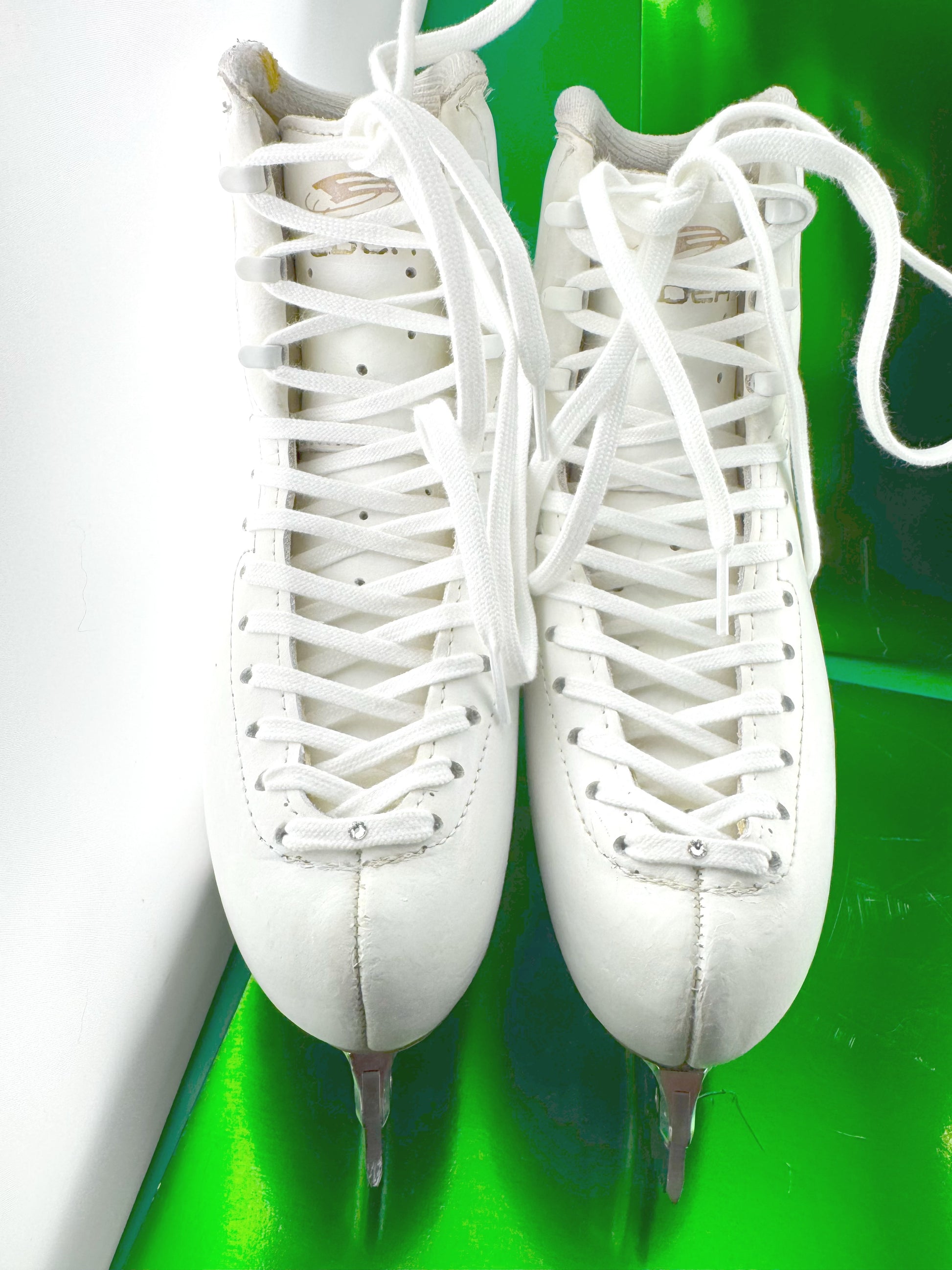 Quality Gently Used Figure Skates