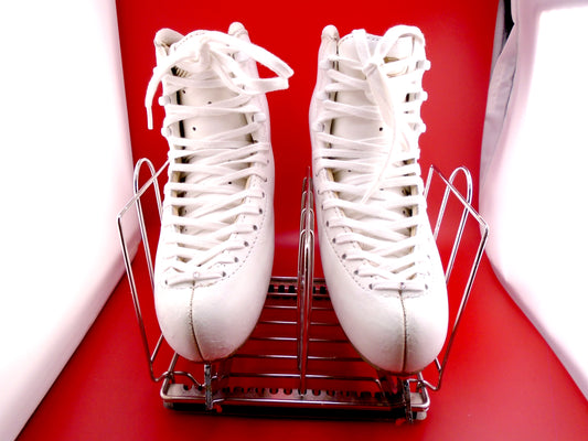 Gently Used Figure Skates Edea Chorus 235 B and Wilson ACE blades | edea-chorus-235-b-and-wilson-ace-blades | Quality Gently Used Figure Skates