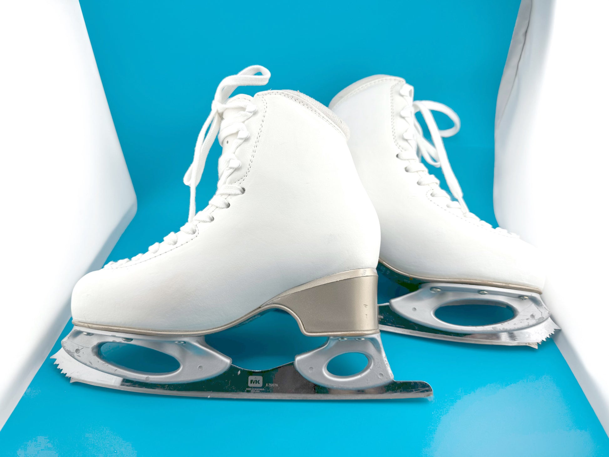 Gently Used Figure Skates Edea Chorus 225 C and MK Professional Blade $30 extra | edea-chorus-225-c-and-mk-professional-blade | Quality Gently Used Figure Skates
